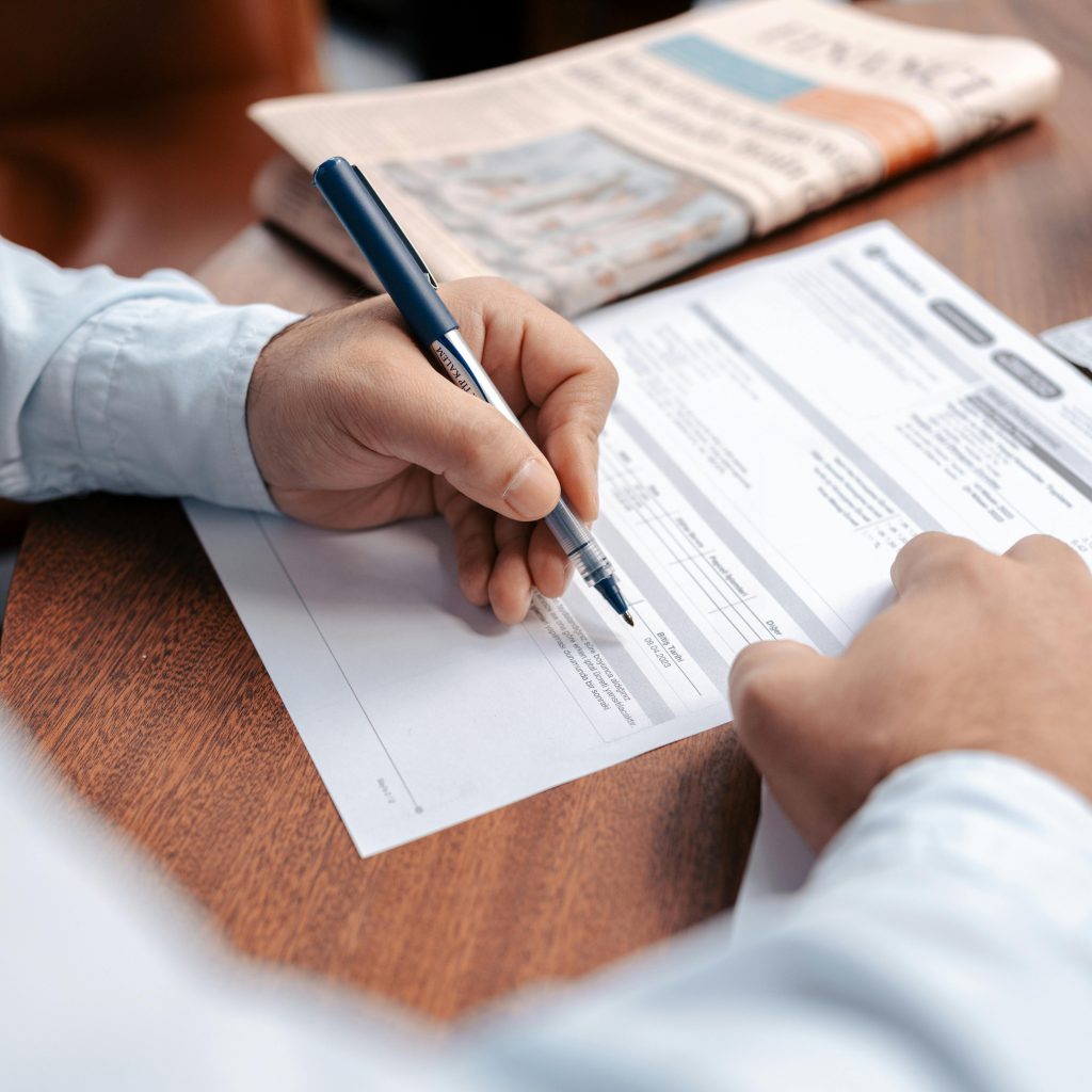 leasehold checks SPV buyers — ground rent and service charges